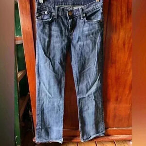 Rock & Republic size 28 waist  bootcut blue jeans.GUC.